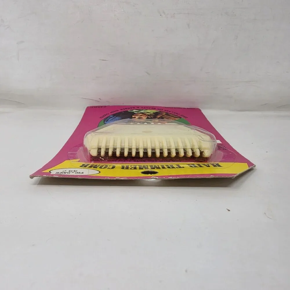 Vintage 70s Handheld Hair Trimmer Comb Cutter NEW NOS 245BP Made In Hong Kong